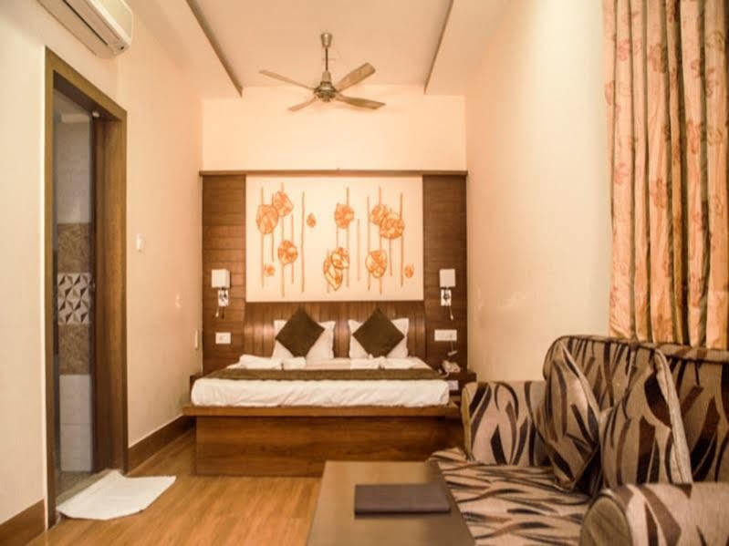 Hotel Priya Jaisalmer Exterior foto